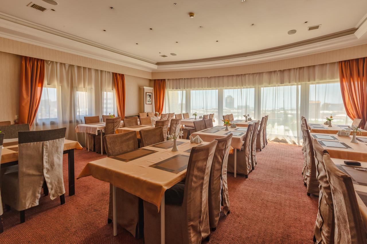 Diplomat Hotel Baku Exterior photo